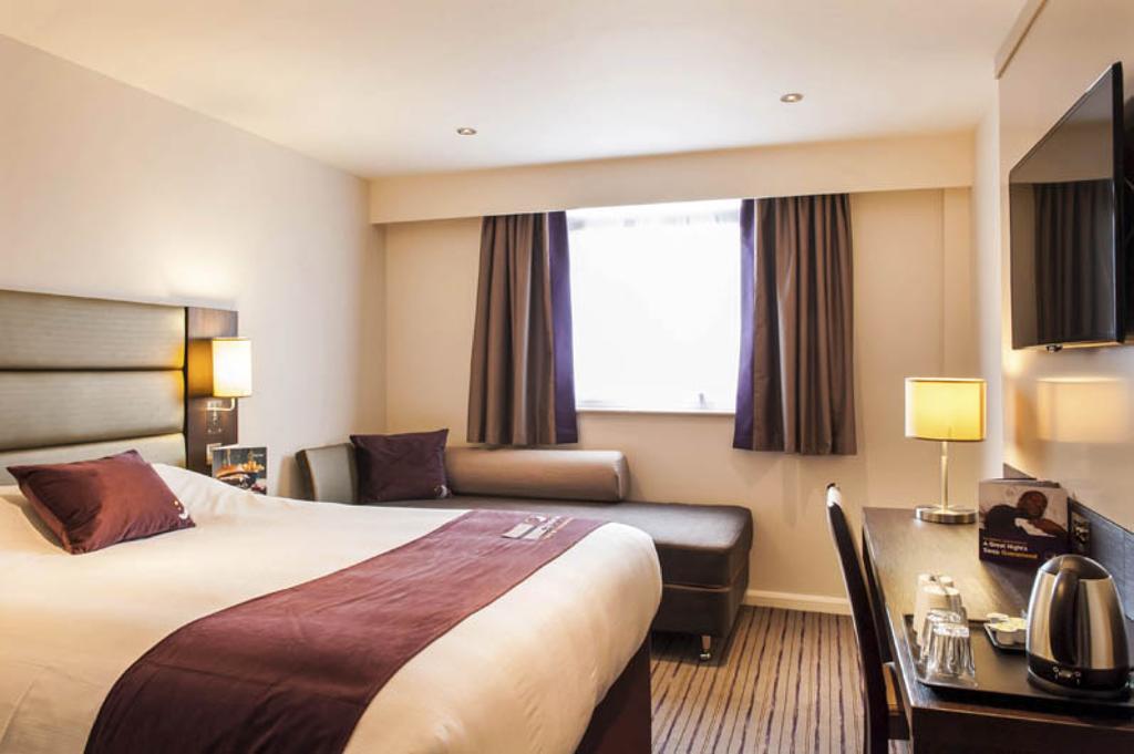 Premier Inn ฮาร์โลว์ ห้อง รูปภาพ